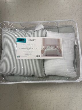 LAUNDRY BY SHELLI SEGAL 5 PIECE REVERSIBLE COMFORTER SET